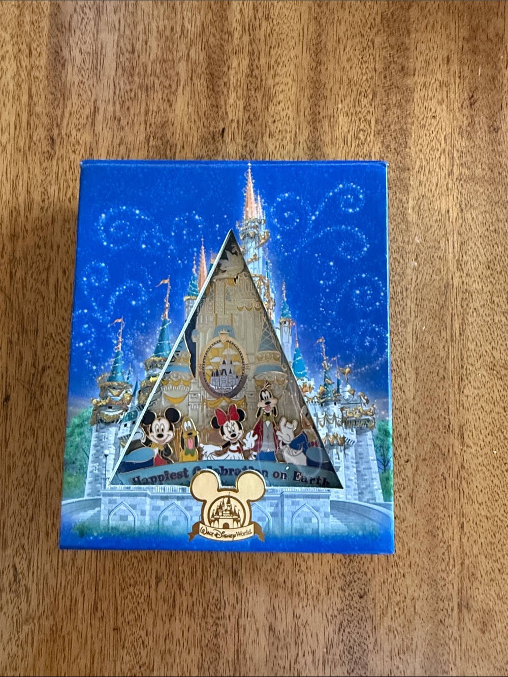 Disney World Happiest Celebration On Earth Pin Mickey Minnie Donald Goofy Pluto